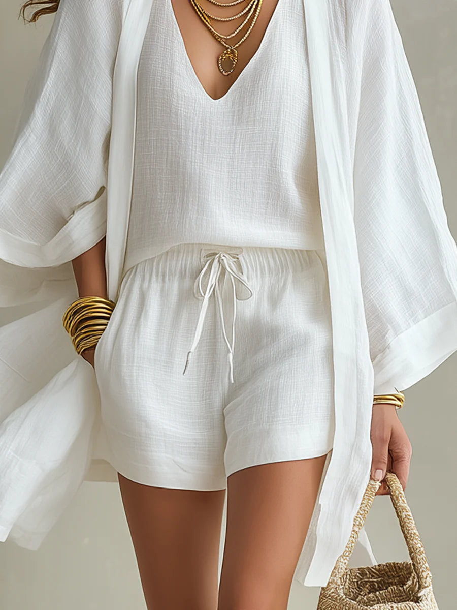 Set di tre pezzi: Cardigan Bianco Lungo e Pantaloni Corti con Coulisse