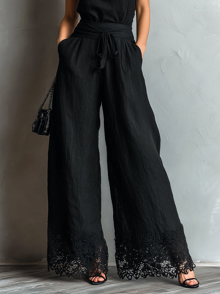 Set di Top e Pantaloni a Gamba Larga in Cotone-Lino Finto con Scollo All'Americana e Dettagli in Pizzo