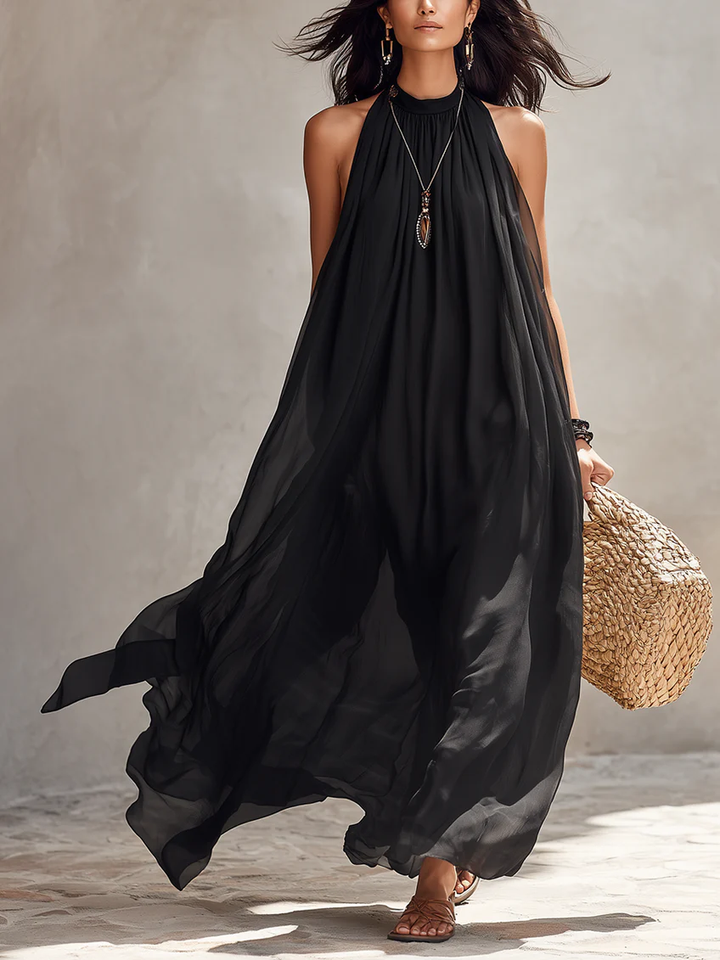 Abito Maxi Plissettato in Chiffon Nero con Scollo All'Americana