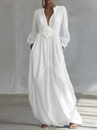 Abito Maxi Floreale Bianco con Scollatura a V Profonda
