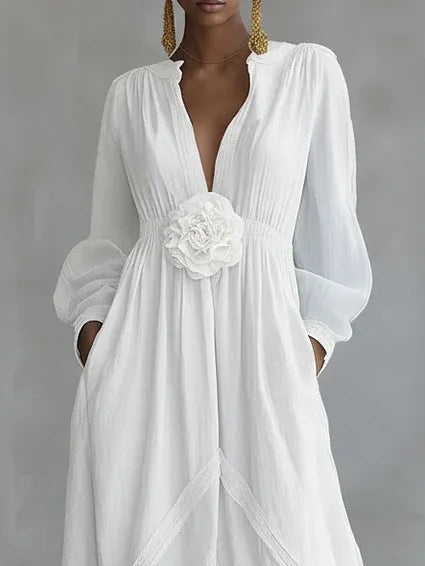 Abito Maxi Floreale Bianco con Scollatura a V Profonda