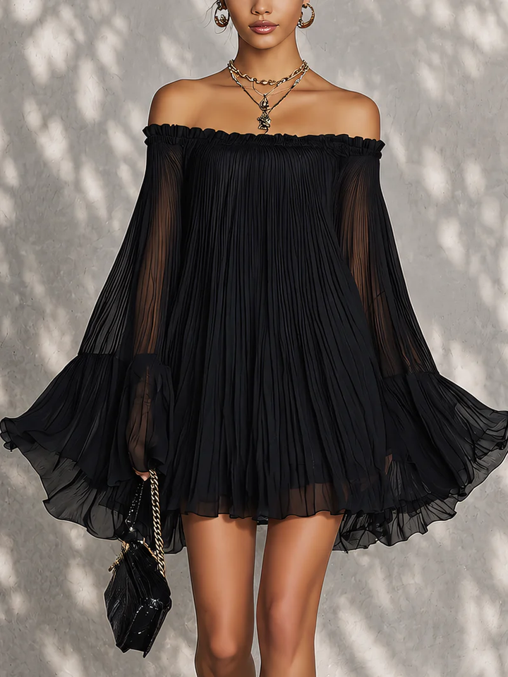 Abito Mini Nero con Spalle Scoperte e Maniche a Campana Ruffle