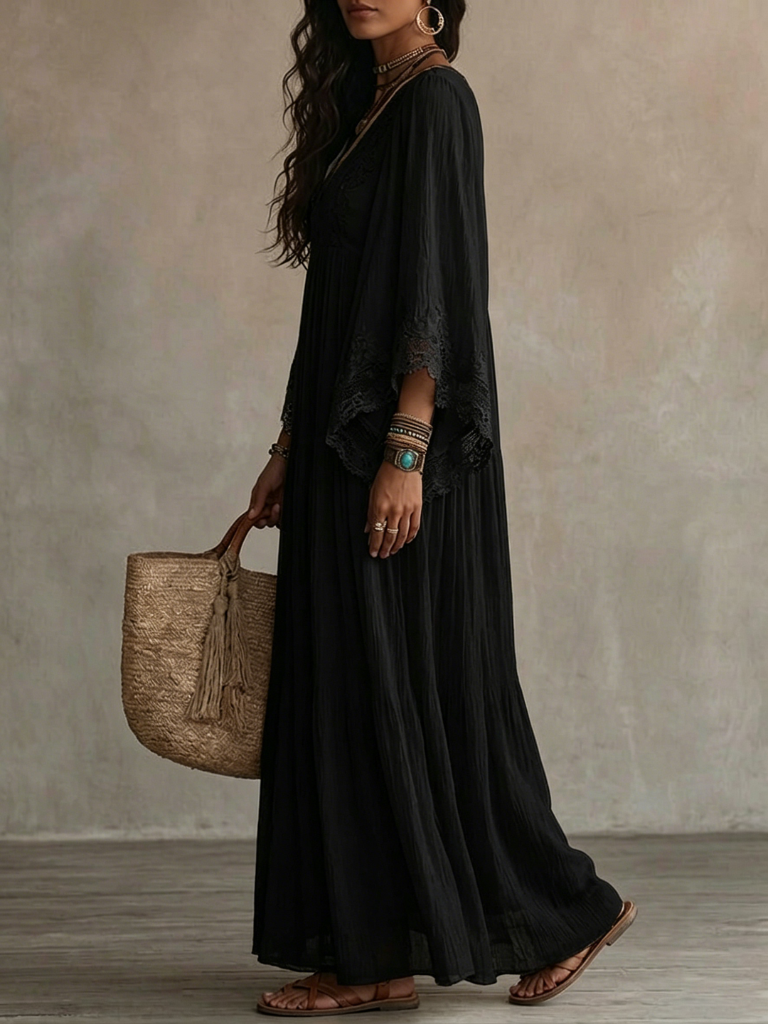 Abito Maxi in Chiffon Nero con Scollo a V e Maniche a Pipistrello