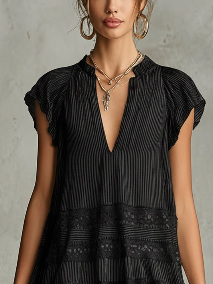 Abito Mini in Chiffon a Righe con Pizzo e Rouches