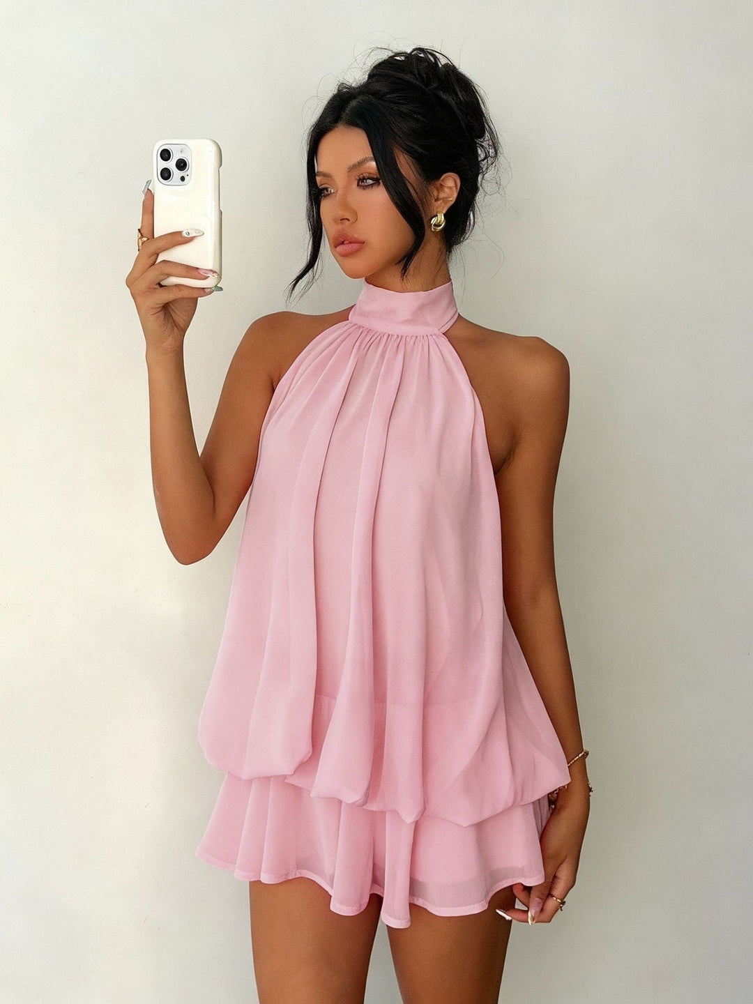 Abito Mini Strato Leggero e Fluttuante con Scollo a Halter
