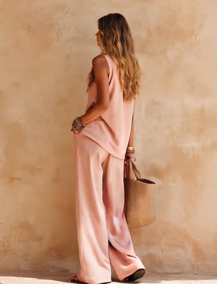 Completo Casual Rosa con Top Senza Maniche a Spalla Unica e Pantaloni