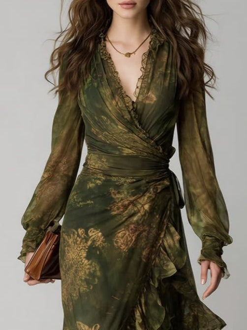 Abito Maxi in Chiffon con Stampa Floreale Verde e Rouches Irregolari