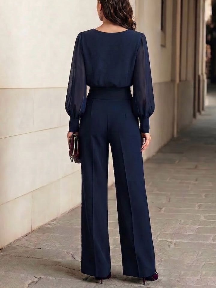 Top in Chiffon Ruffled Blu Navy e Pantaloni a Gamba Larga Set di Due Pezzi