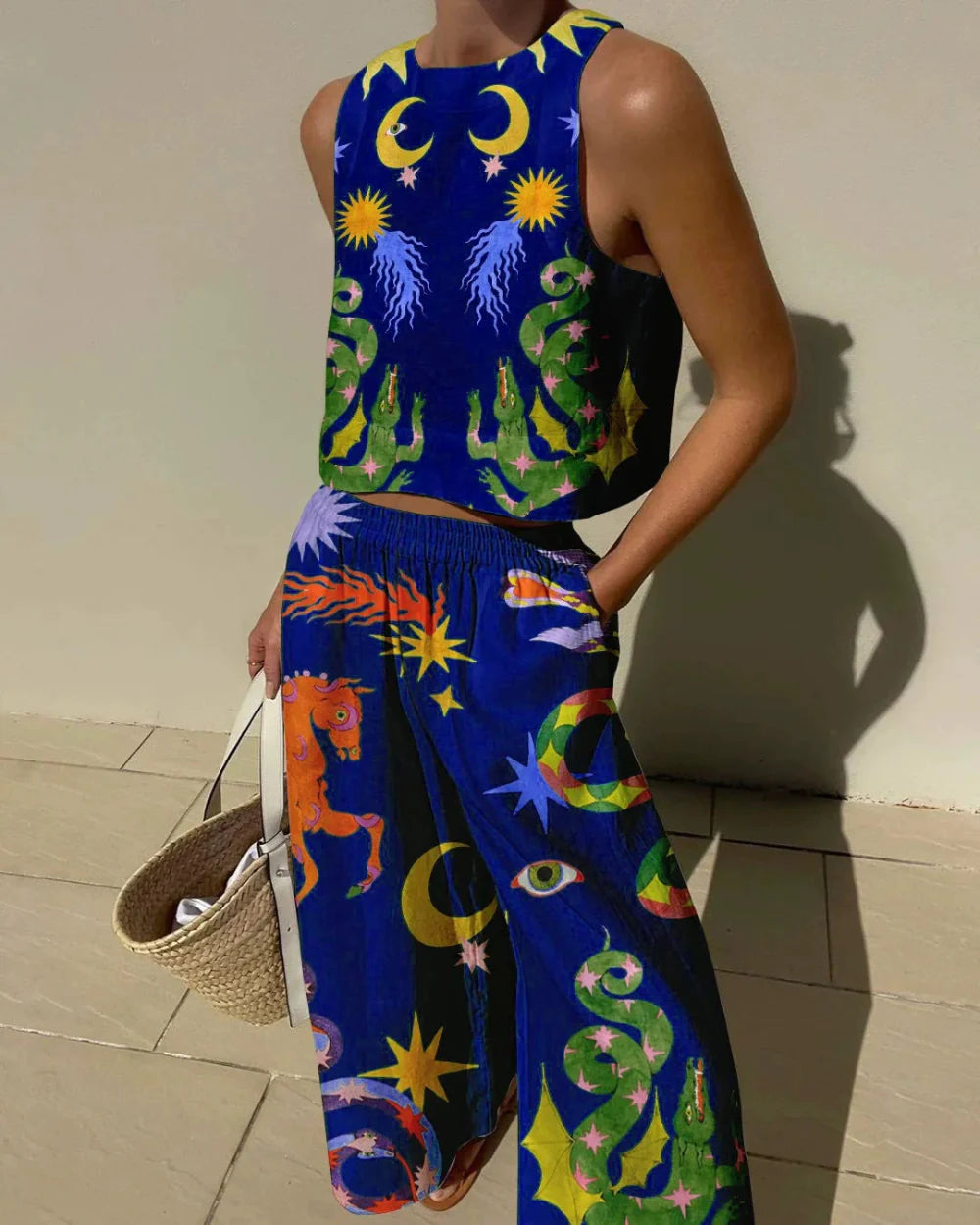 Set di Canotta con Stampa Unica e Pantaloni con Vita Elastico e Tasche