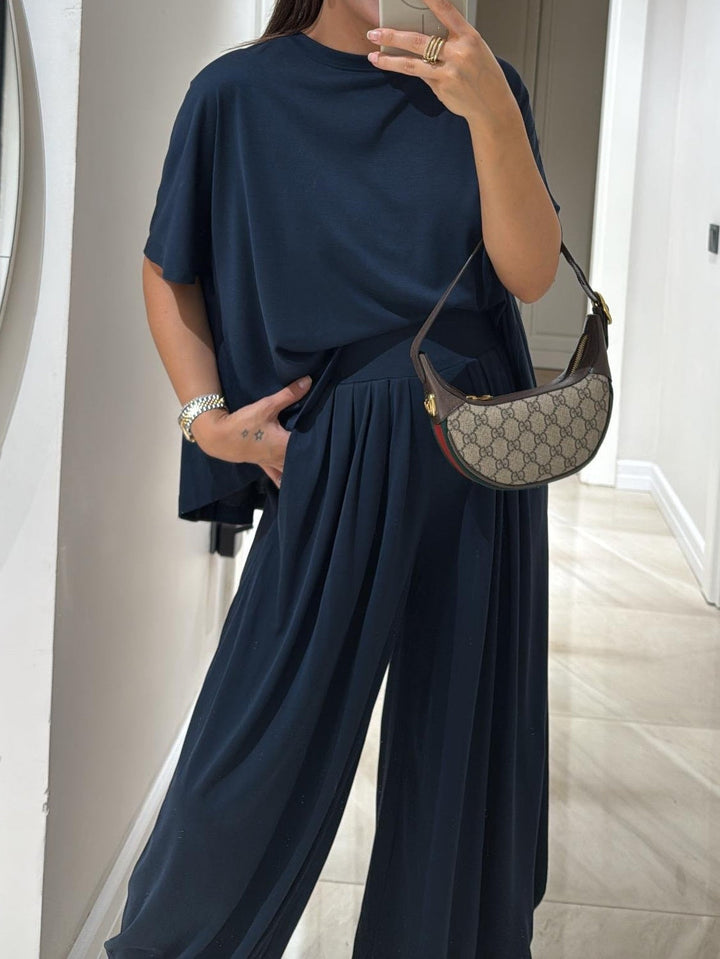 Set di Top Casual Grigio Chiaro e Pantaloni a Gamba Larga
