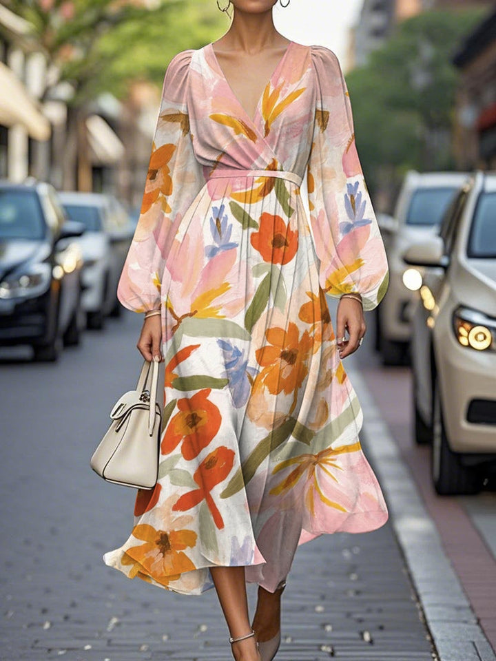 Abito Midi Plissettato in Chiffon con V-Neck Elegante e Floreale