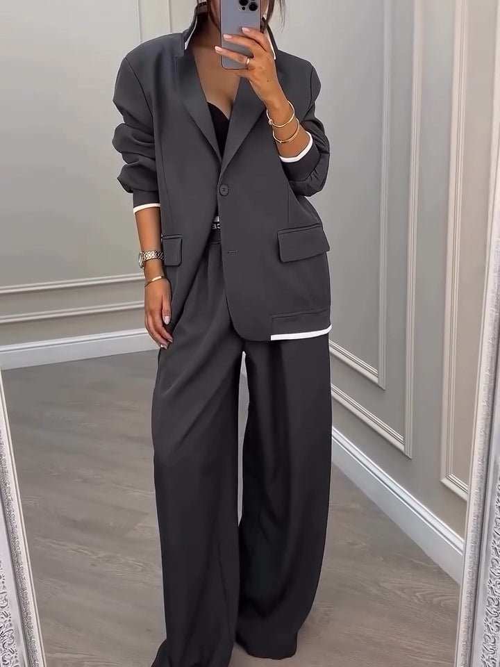 Blazer e Pantaloni a Due Pezzi Grigio Patchwork con Scollo a V