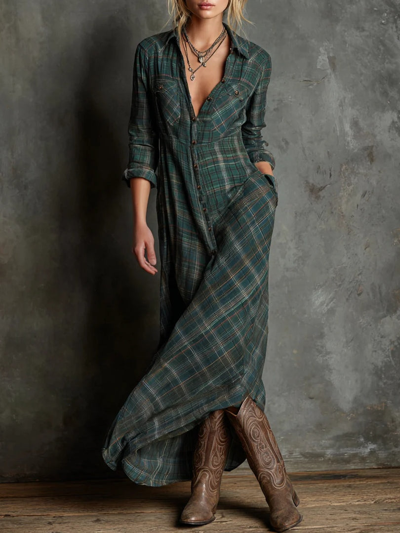 Abito lungo a camicia verde a quadri con revers