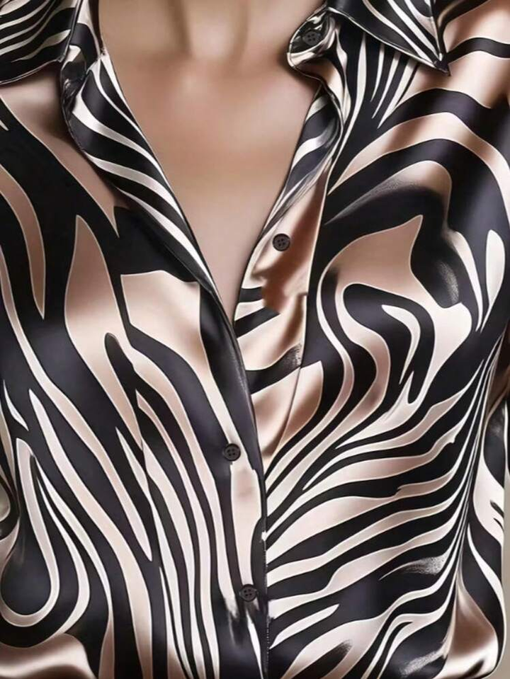 Camicia Elegante in Satin con Stampa Zebra