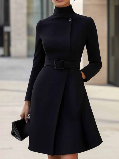 Elegante Abito Midi A-Line con Collo Alto e Cintura (con cintura)