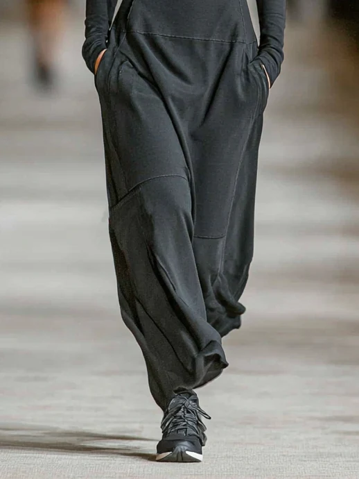 Vestito Maxi Casual Nero con Zip e Collo Alto
