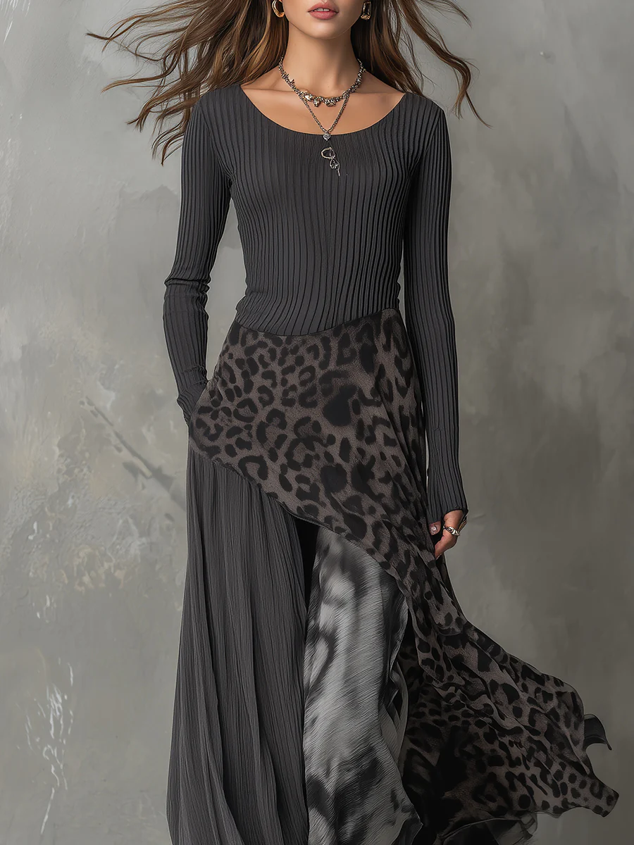 Abito Maxi con Stampa Leopardo e Strisce Grigie a Emisfero Irregolare