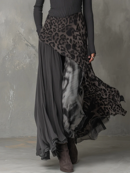 Abito Maxi con Stampa Leopardo e Strisce Grigie a Emisfero Irregolare