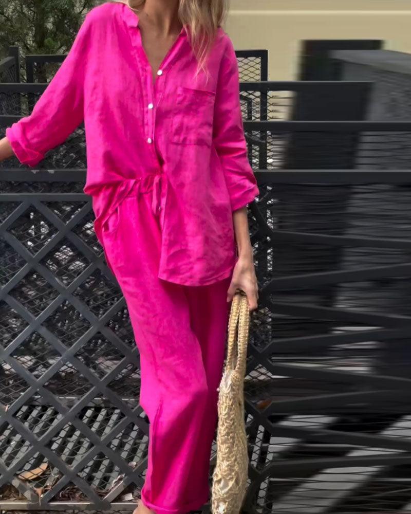 Set di due pezzi in cotone e lino con camicia e pantaloni a V collo in tinta unita