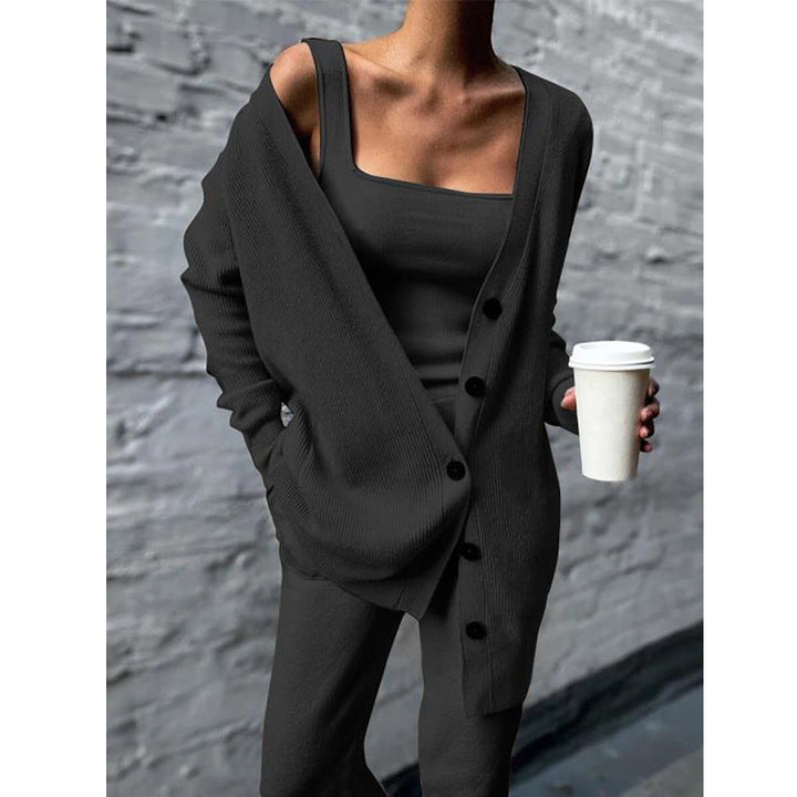 Set di Tre Pezzi Comodo in Maglia