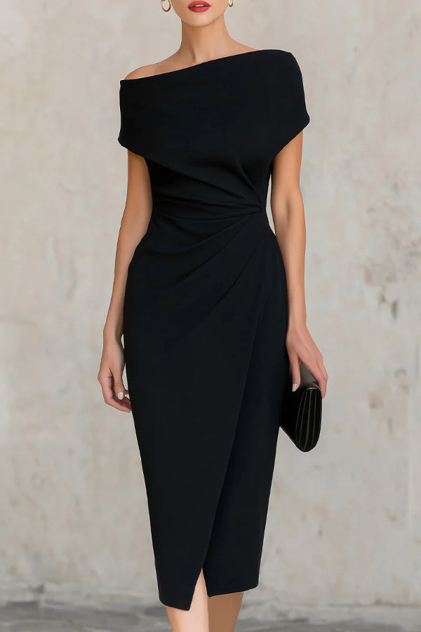 Abito midi elegante a maniche corte e slim-fit con pieghe