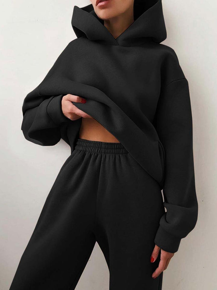 Completo Due Pezzi Casual con Cappuccio di Colore Unito