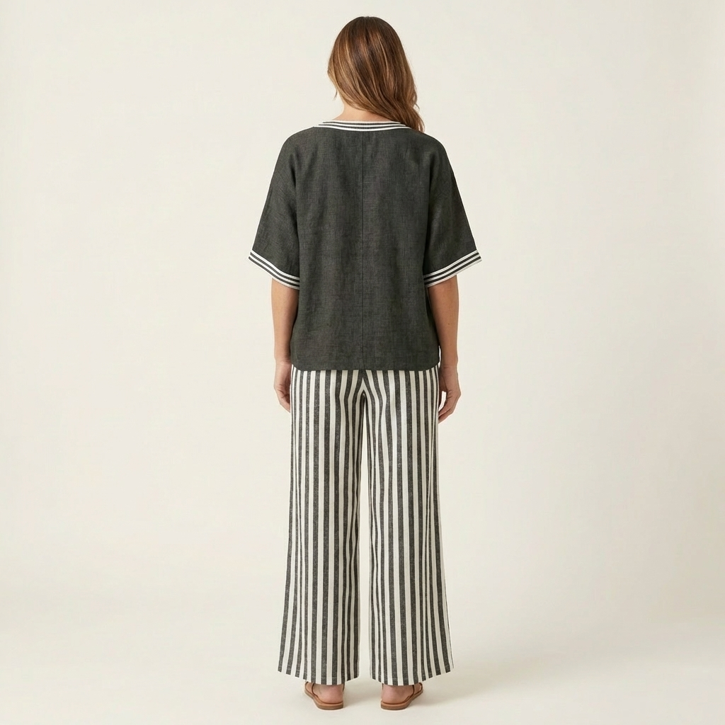 Juliana | Top Varsity a V e Set Pantaloni a Gamba Larga a Strisce