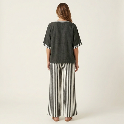 Juliana | Top Varsity a V e Set Pantaloni a Gamba Larga a Strisce