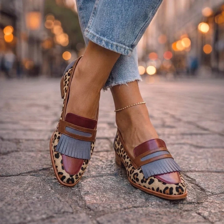 Bianca Mocassini con Frange e Stampa Leopardo