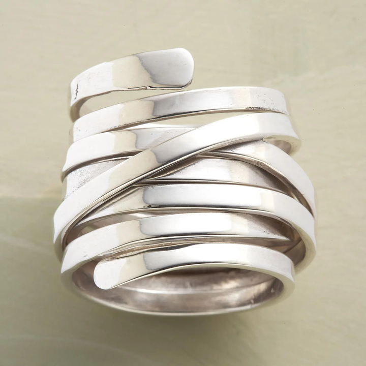 Anello in Argento Vintage Elegante