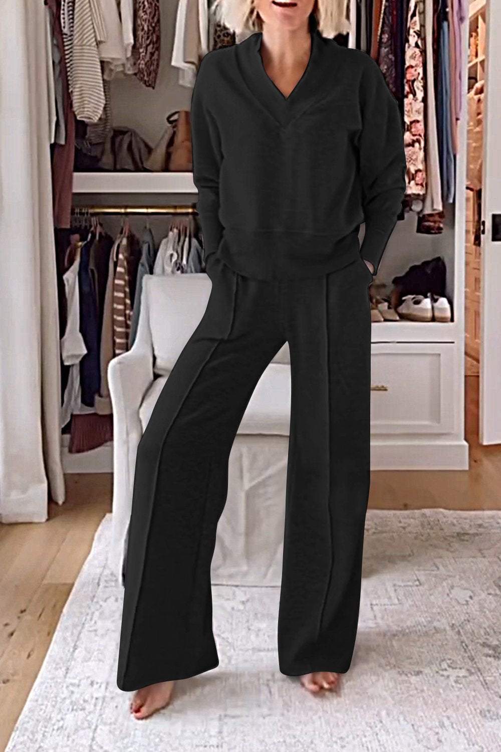 Set di Top e Pantaloni a V Collo di Colore Solido