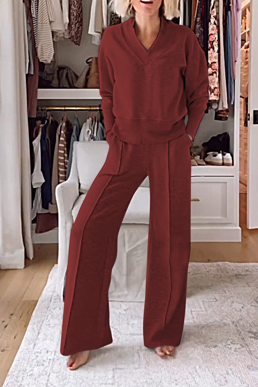 Set di Top e Pantaloni a V Collo di Colore Solido