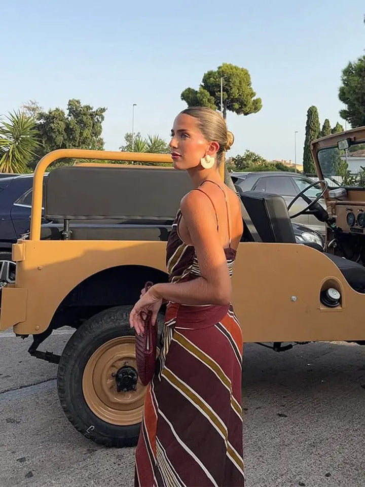 Adriana Vestito Maxi Asimmetrico con Stampa a Righe