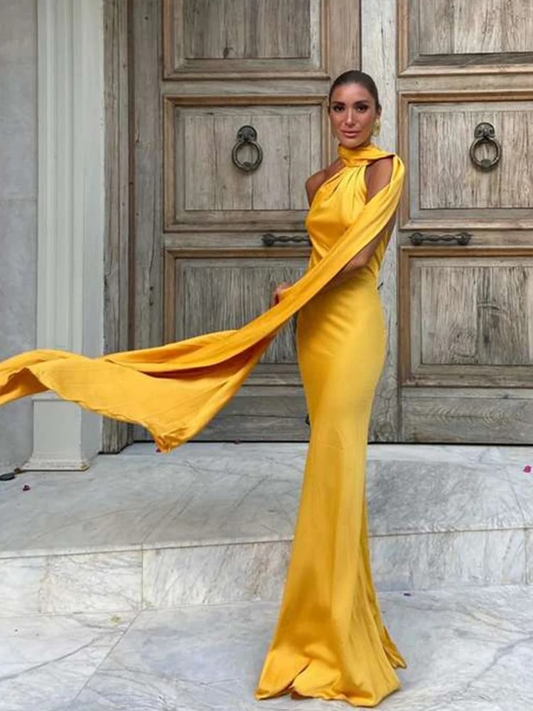 Vittoria Vestito Maxi Satinato Asimmetrico