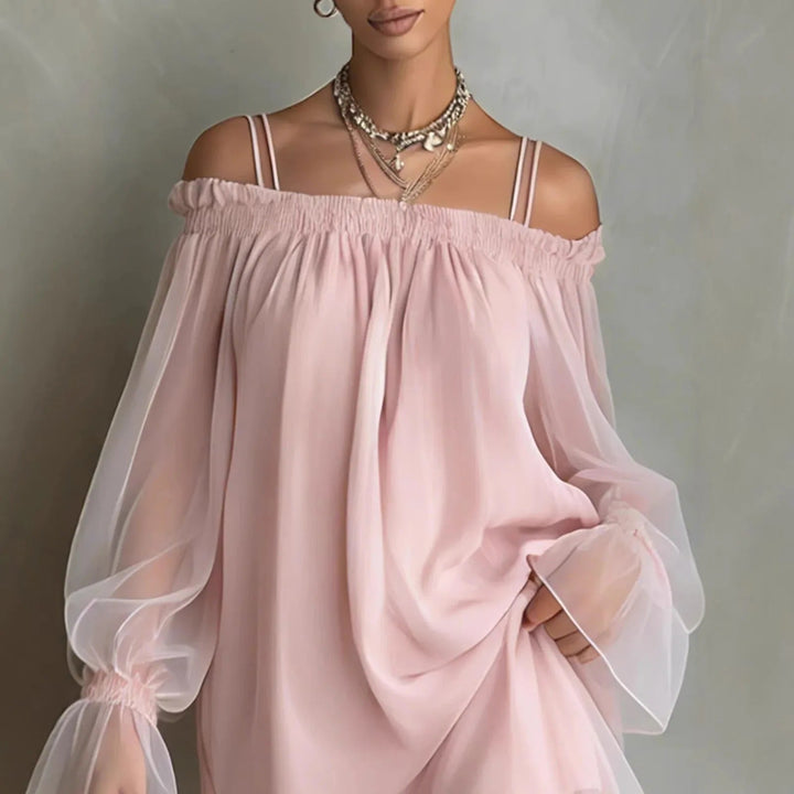 Elisa Abito Mini in Tulle con Spalle Scoperte e Maniche Lunghe