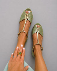 Scarpe Peep-Toe con Tacco a Blocco, Cut-out e Cinturino a T