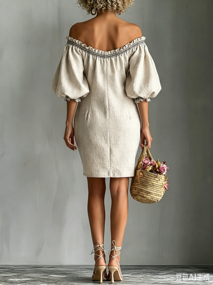 Abito Mini in Lino con Scollo Off-Shoulder e Vestibilità Larga